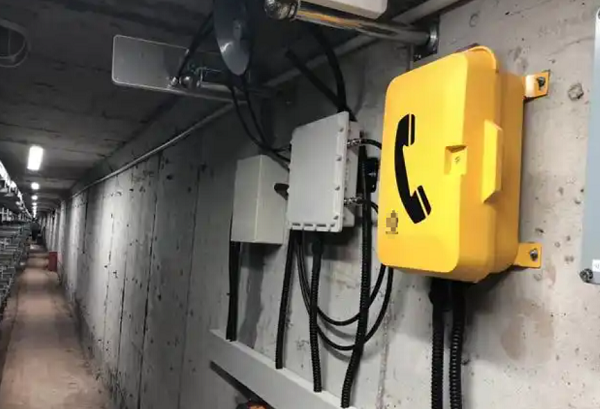  環(huán)境適應(yīng)性強(qiáng)的管廊IP電話具備哪些特點(diǎn)？